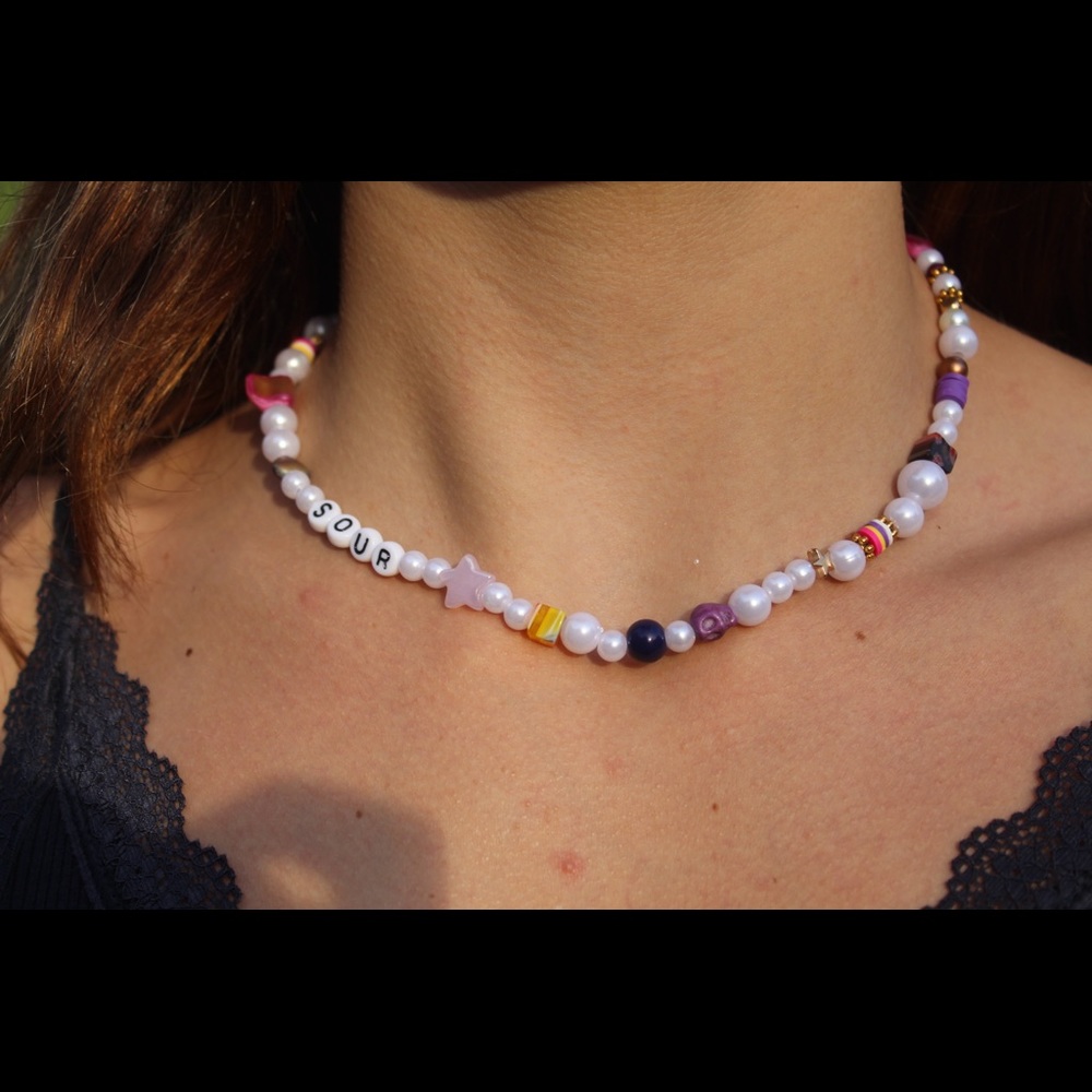 SOUR NECKLACE